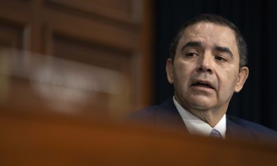Democratic advisers are warning their candidates not to go too hard at AI