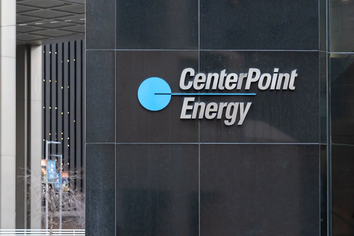 Is CenterPoint Energy Underperforming the Nasdaq?