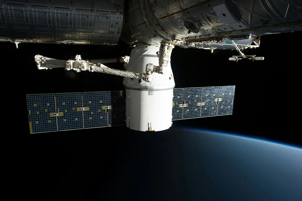 SpaceX Said $100 Billion Is Within Reach, Its Cash Flow Tells Another Story