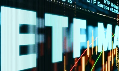 ETF (Exchange Traded Fund), chart, lines, prices, investment.