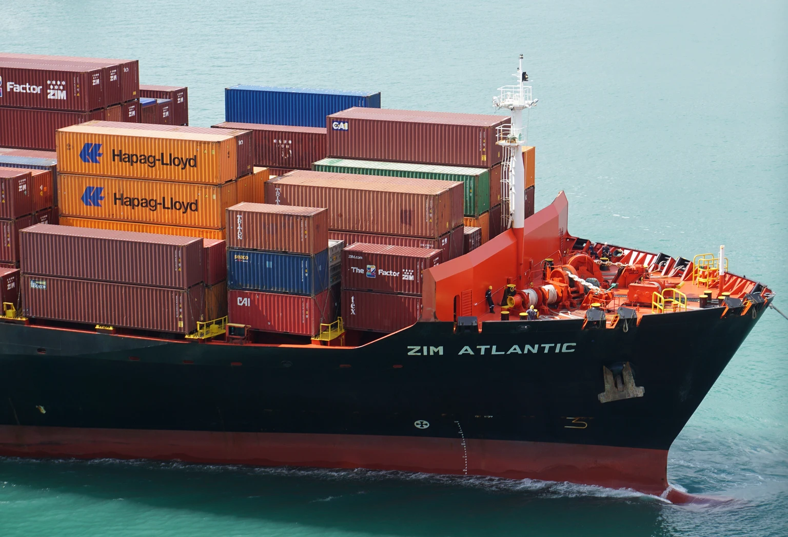 Cargo containers Hapag-Lloyd stored on the cargo ships.