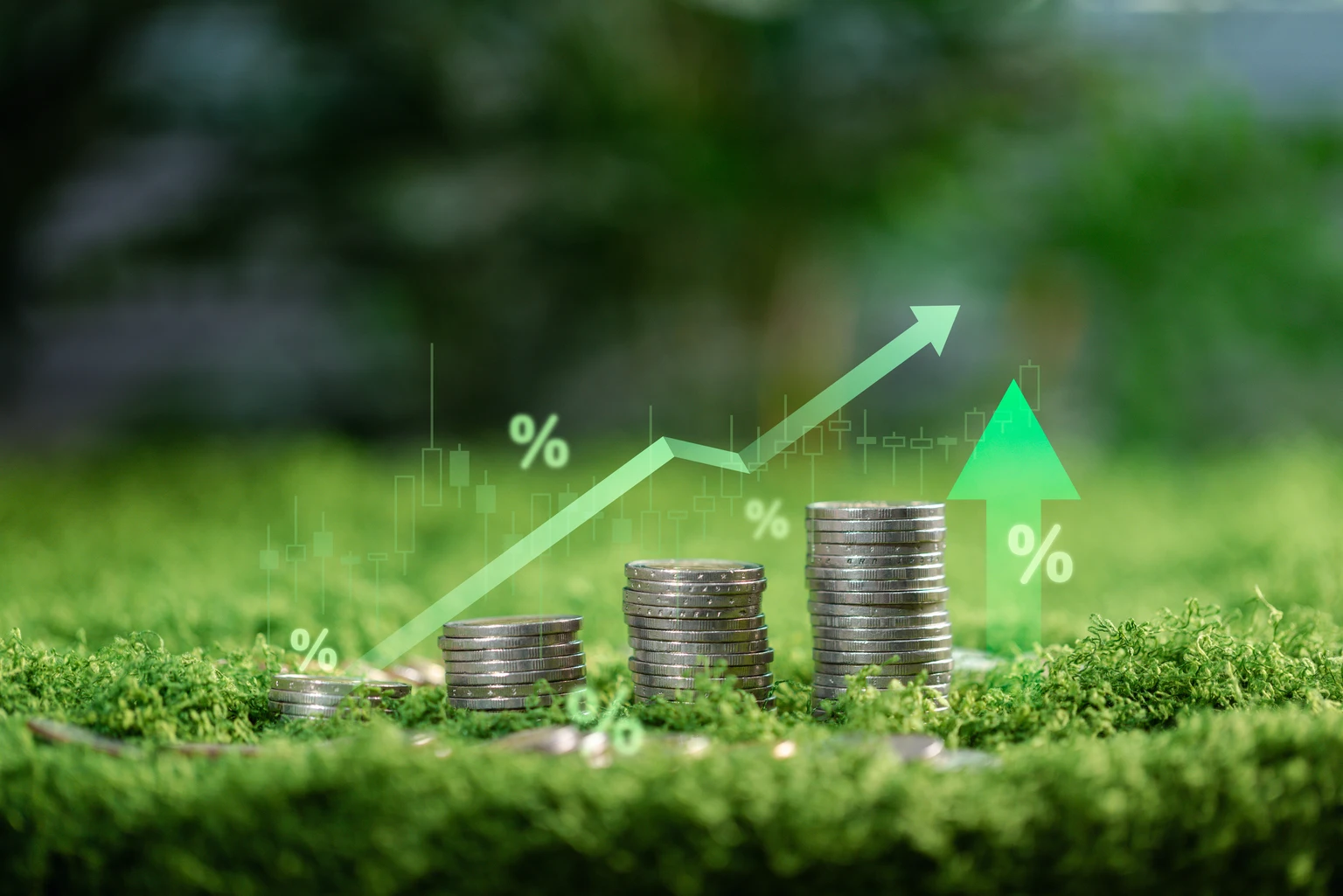 Stacked coins on green moss with rising arrow and market chart overlay show investment growth, interest rate gains, savings, ROI, portfolio wealth and green finance strategy for long-term returns.