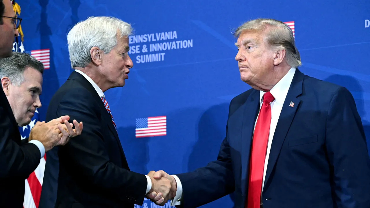 Jamie Dimon, Goldman Sachs CEOs praise Trump's pro-business agenda