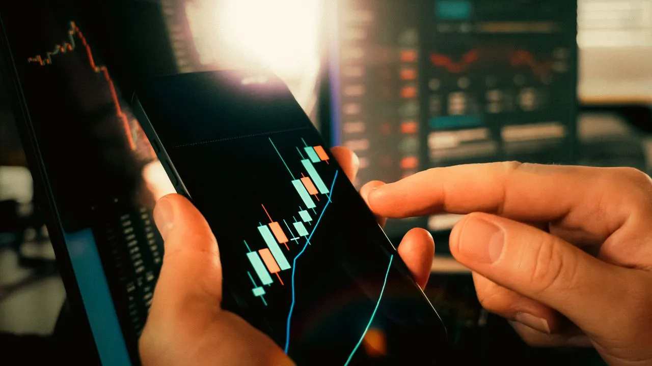 Asian markets retreat as oil tops $107 and Fed and BOJ rate hikes come into focus