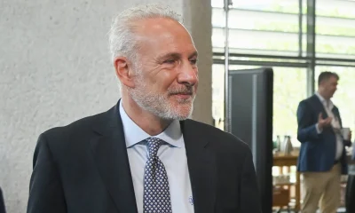 Peter Schiff predicts oil prices going higher, economic 'downturn'