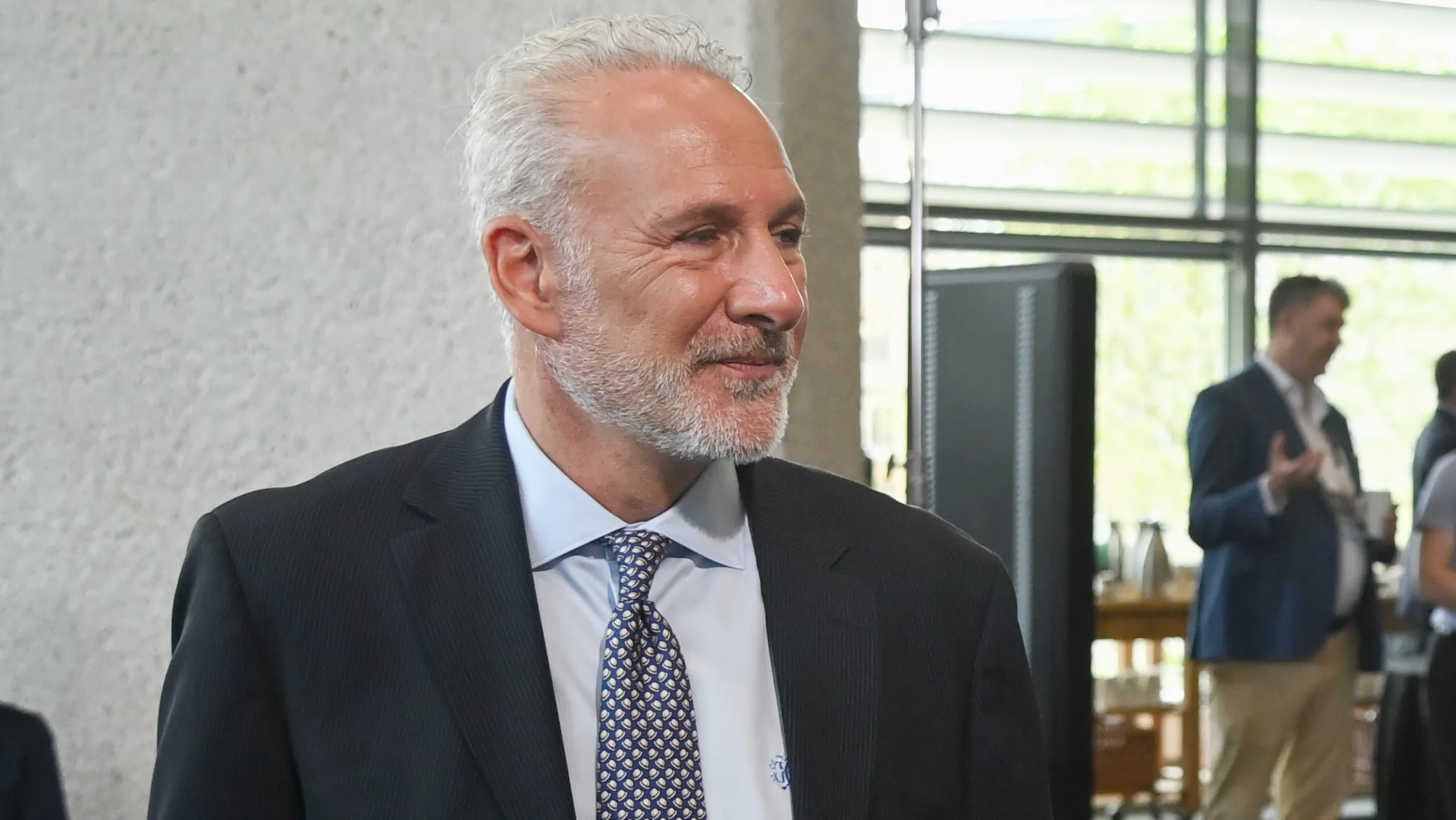 Peter Schiff predicts oil prices going higher, economic 'downturn'