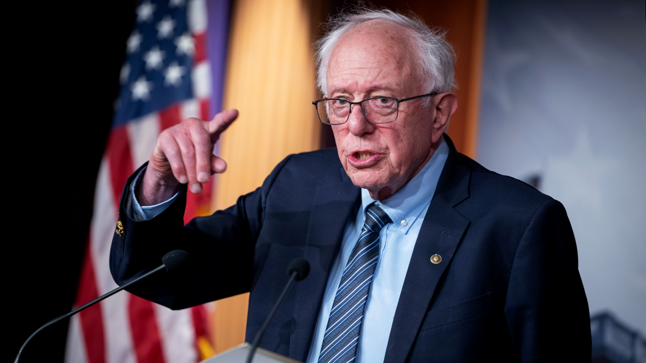 Bernie Sanders pushes 32-hour workweek amid warnings it hurts workers