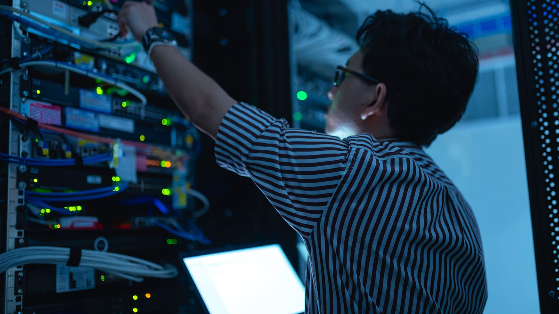 Why UK Business Owners Are Rethinking Web Hosting