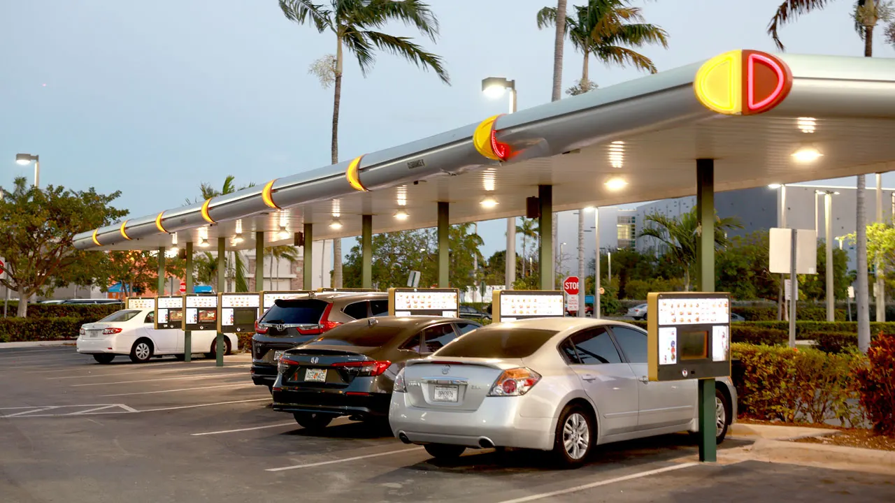 Sonic says drink customization gives it an edge in beverage boom