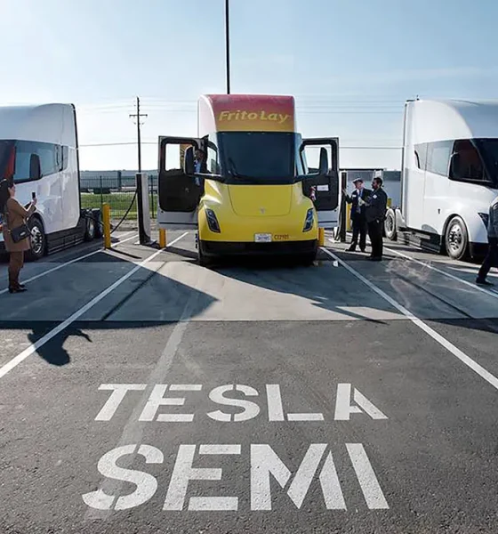 Tesla Semi deliveries begin with PepsiCo and DHL as first customers