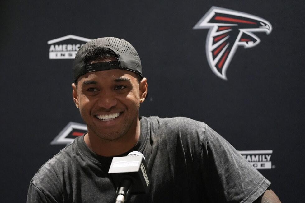 Falcons select Tua Tagovailoa as Week 1 starter over Michael Penix Jr.