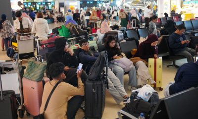 Anak Krakatau eruption eases as more flights canceled