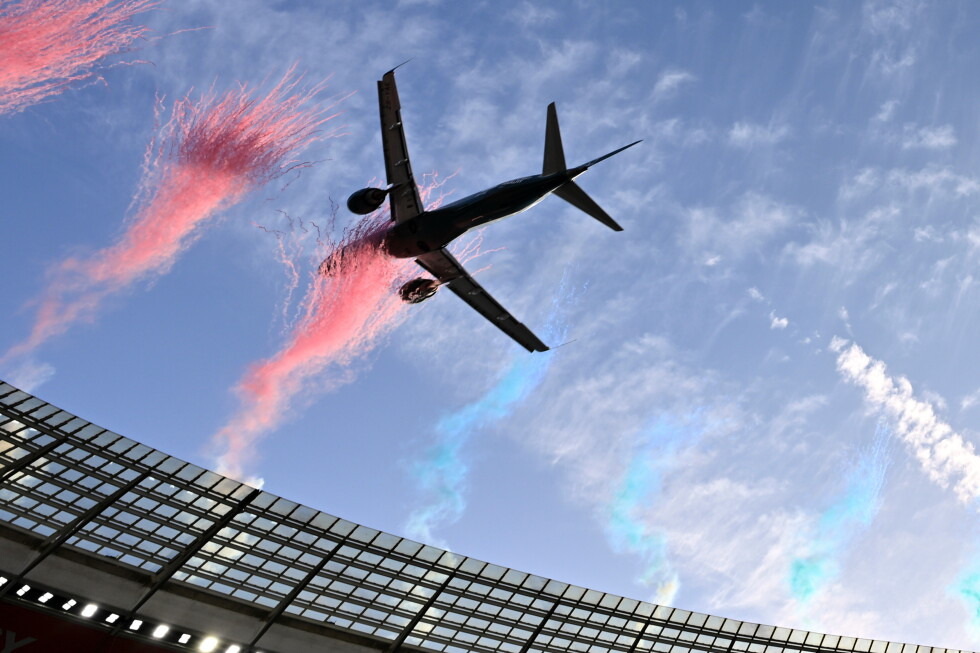Low flypast over Cape Town stadium prompts safety review