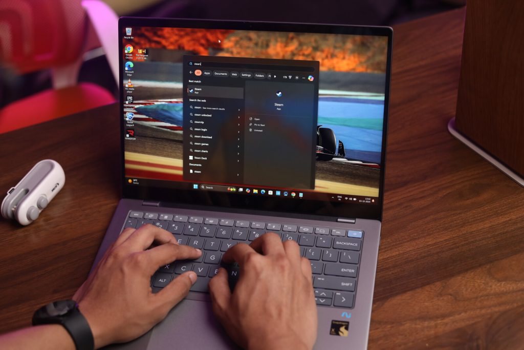 HP OmniBook X 8 1