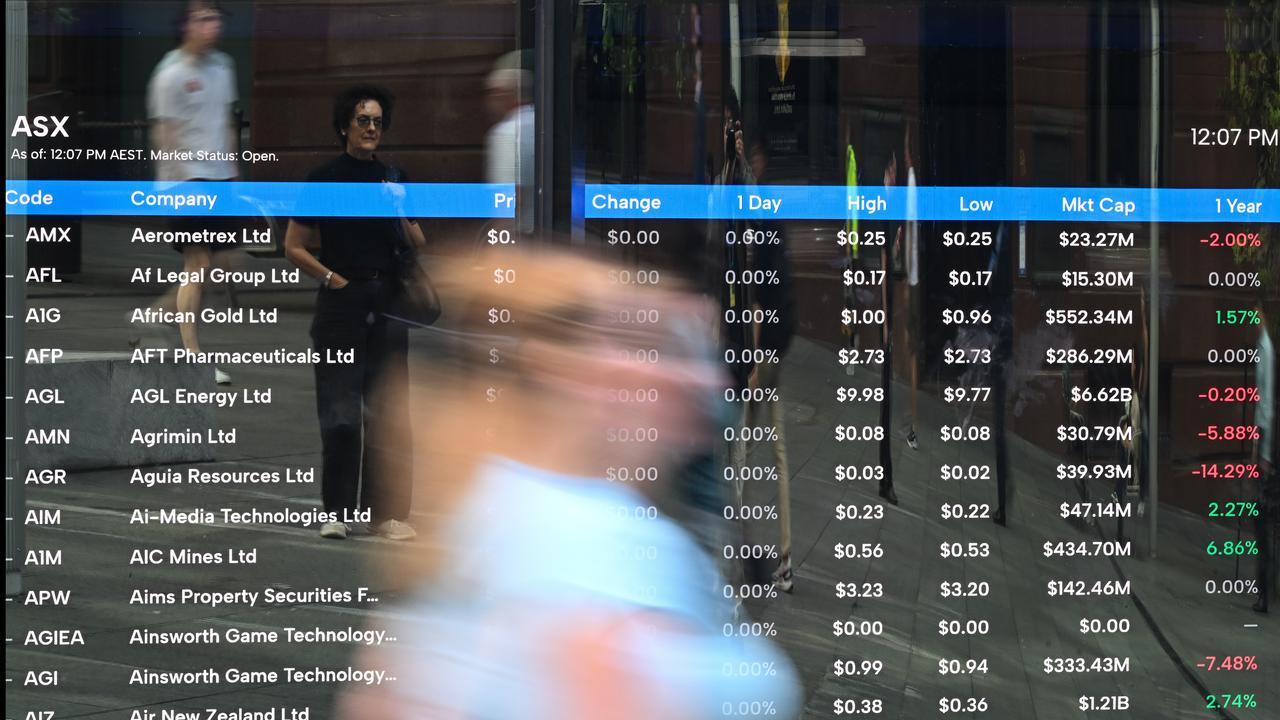 Australian shares advance as banks, miners rally