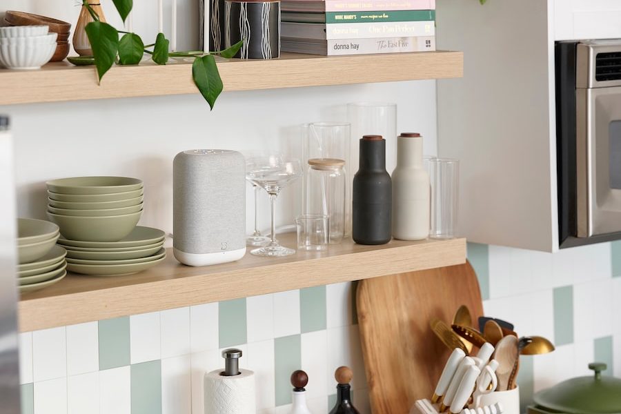bluesound pulse flex white kitchen shelf
