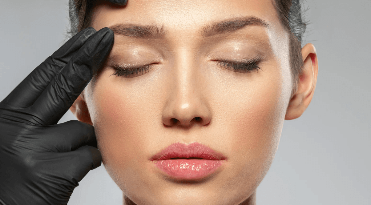 Facial Plastic Surgery for Content Creators: What to Know Before You Book
