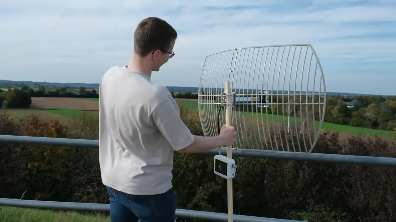 long range bluetooth feat