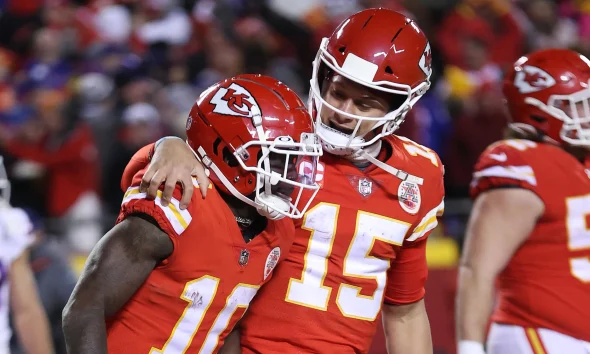 tyreek hill mahomes chiefs